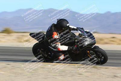 media/Jan-13-2024-SoCal Trackdays (Sat) [[9c032fe5aa]]/Turn 14 Inside (150pm)/